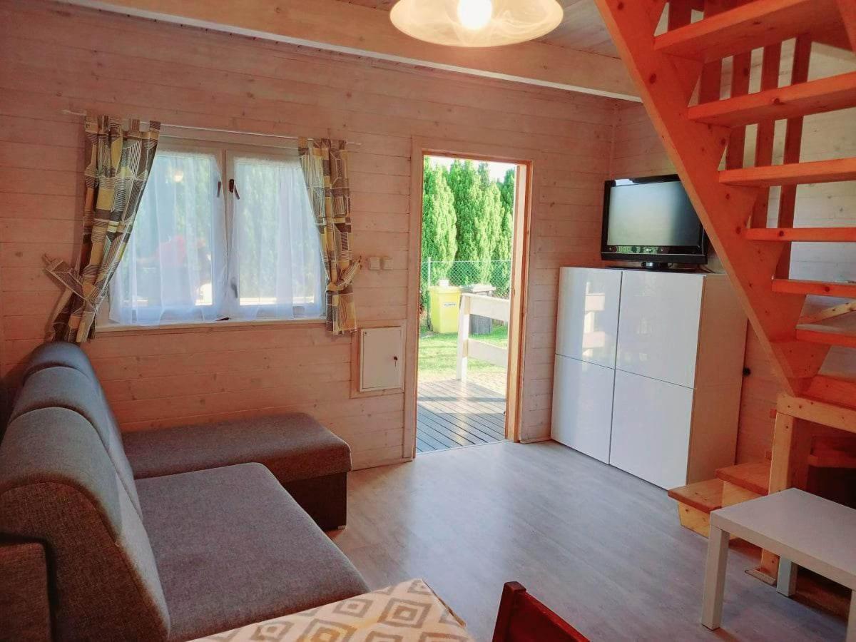 Lodge Bialy Zagiel Centrum Ustronia Morskiego *